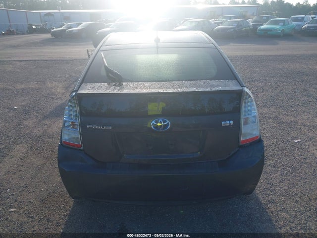 صورة 16 لـ 2011 Toyota PRIUS TWO