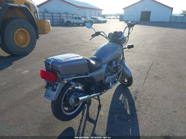 1982 HONDA GL500 4