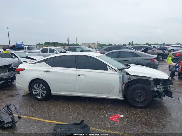 2019 NISSAN ALTIMA 2.5 S 14