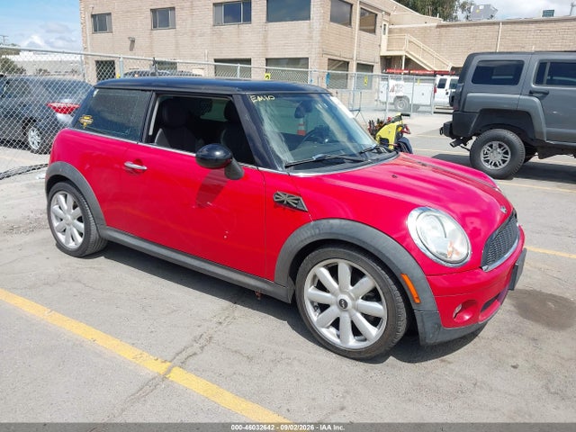2009 MINI COOPER 