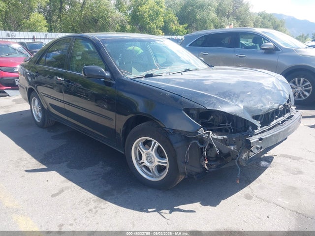 2004 TOYOTA CAMRY LE