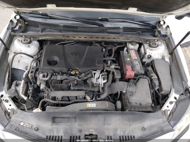 2019 TOYOTA CAMRY SE 10