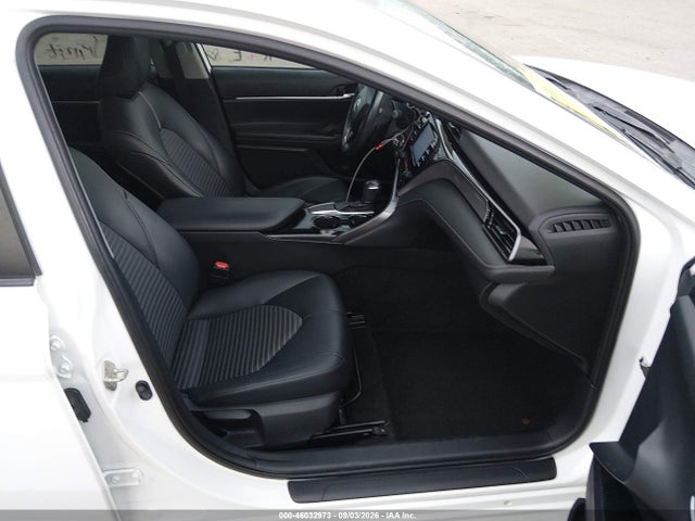 2019 TOYOTA CAMRY SE 5