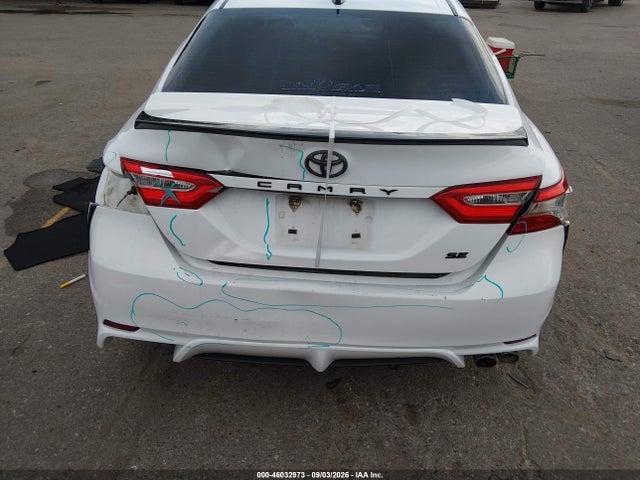 2019 TOYOTA CAMRY SE 6
