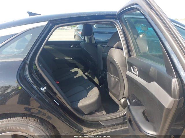 2023 KIA K5 LXS 8