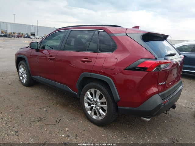 2019 TOYOTA RAV4 XLE PREMIUM 3
