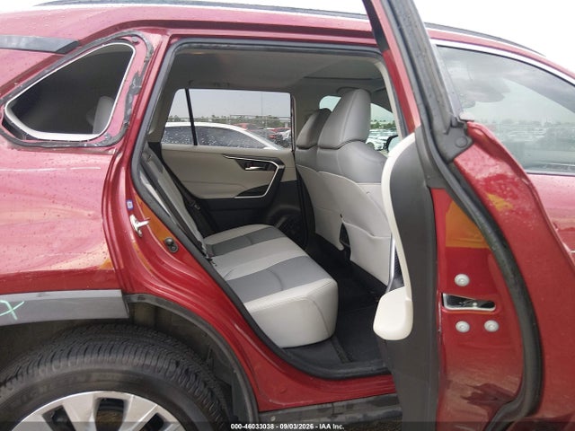2019 TOYOTA RAV4 XLE PREMIUM 8