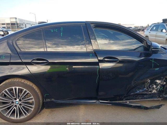 2019 BMW 540I 13