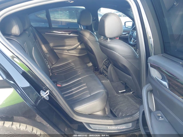 2019 BMW 540I 8