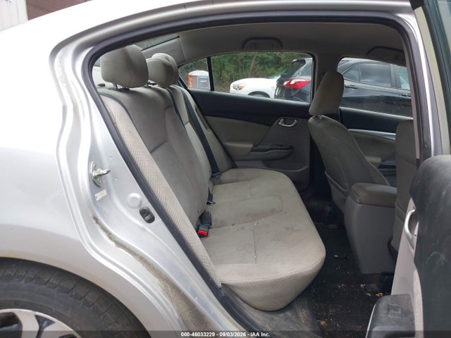 صورة 8 لـ 2013 Honda CIVIC HYBRID