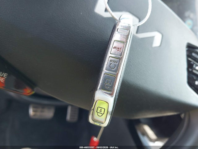 2023 KIA NIRO EX TOURING 11