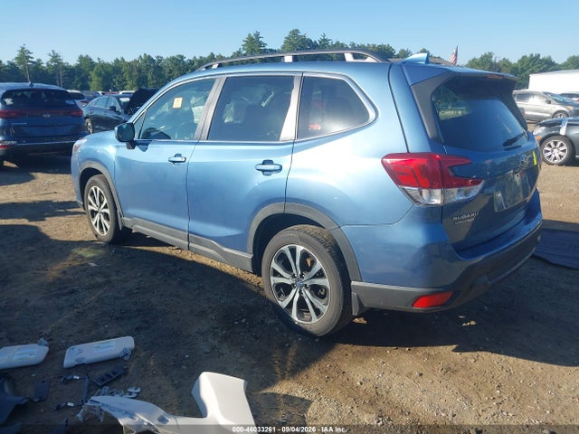 2023 SUBARU FORESTER LIMITED 3