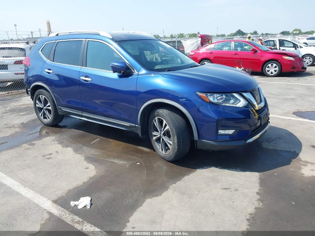 2017 NISSAN ROGUE SL