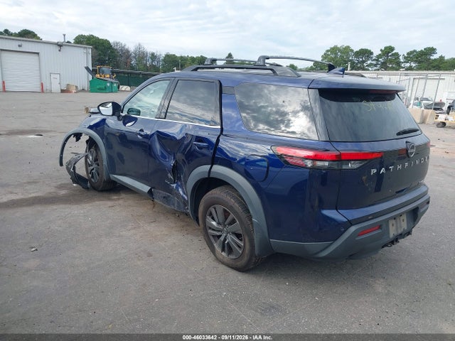 2022 NISSAN PATHFINDER SV 4WD 3