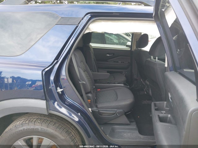 2022 NISSAN PATHFINDER SV 4WD 8