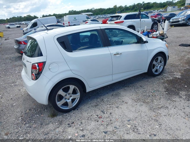 2013 Chevrolet SONIC LTZ AUTO 照片 4