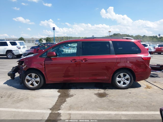 2017 TOYOTA SIENNA LE 8 PASSENGER 15