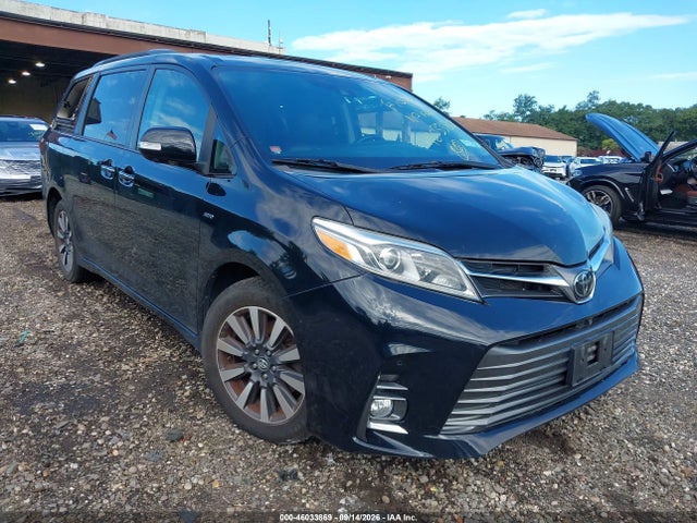 2019 TOYOTA SIENNA LIMITED PREMIUM 7 PASSENGER