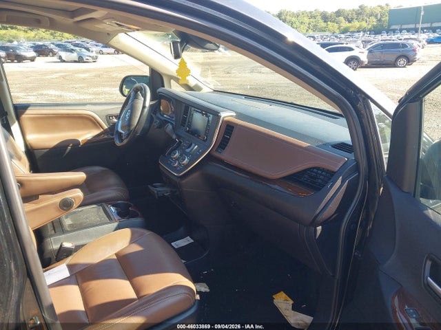 2019 TOYOTA SIENNA LIMITED PREMIUM 7 PASSENGER 5