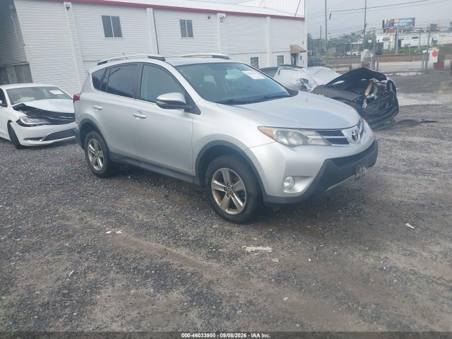 2015 TOYOTA RAV4 XLE