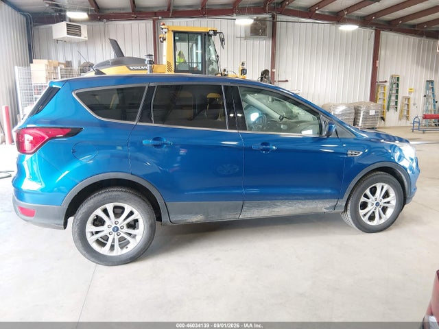 2019 FORD ESCAPE SE 14