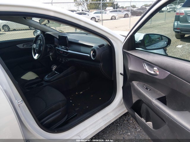 2022 KIA FORTE LXS 5