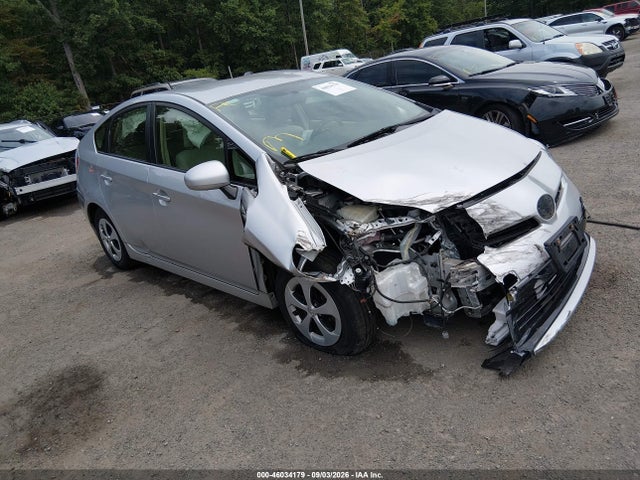 2015 TOYOTA PRIUS 