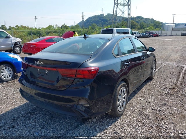 2023 KIA FORTE LX 4