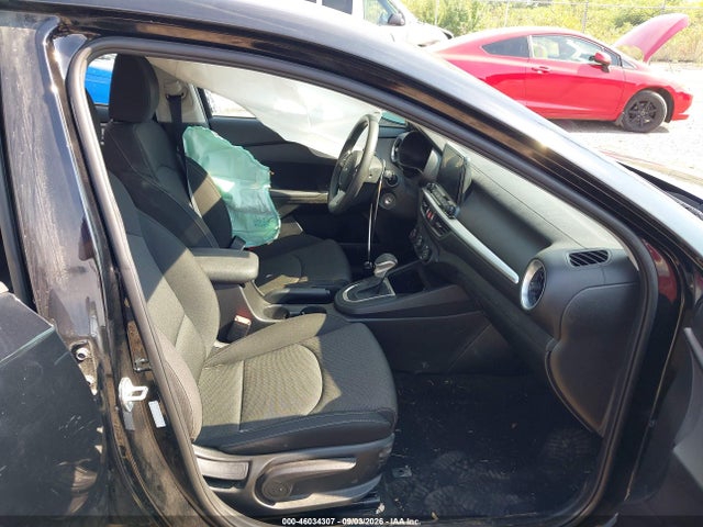 2023 KIA FORTE LX 5