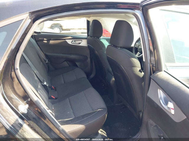 2023 KIA FORTE LX 8