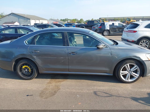 2014 Volkswagen PASSAT 1.8T SE — фото 17