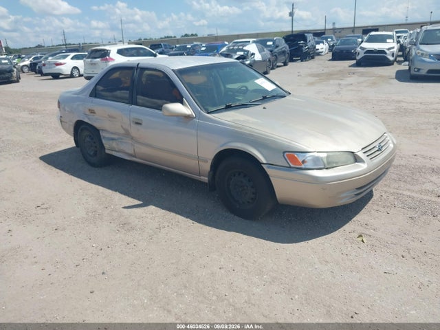 1997 TOYOTA CAMRY LE