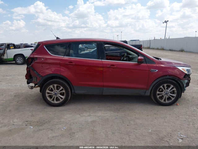 2019 FORD ESCAPE SE 14