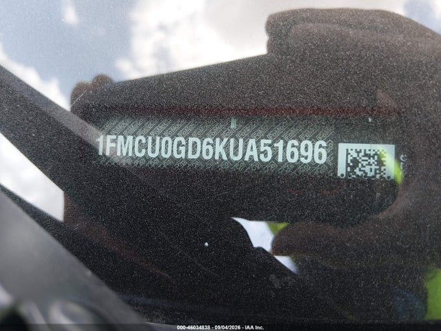 2019 FORD ESCAPE SE 18