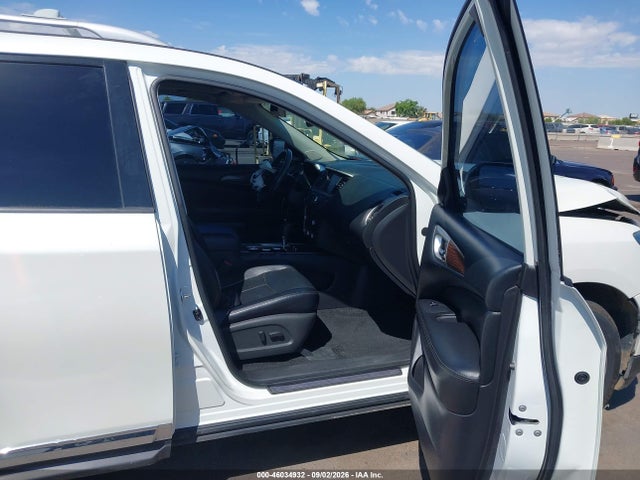 2017 NISSAN PATHFINDER PLATINUM 5