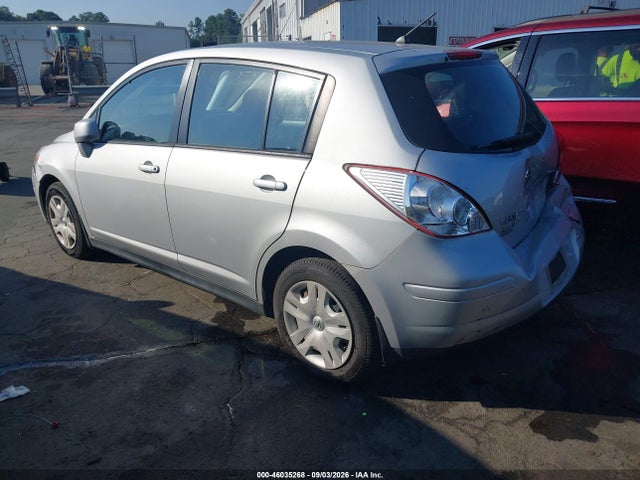 2010 Nissan VERSA 1.8S 照片 3