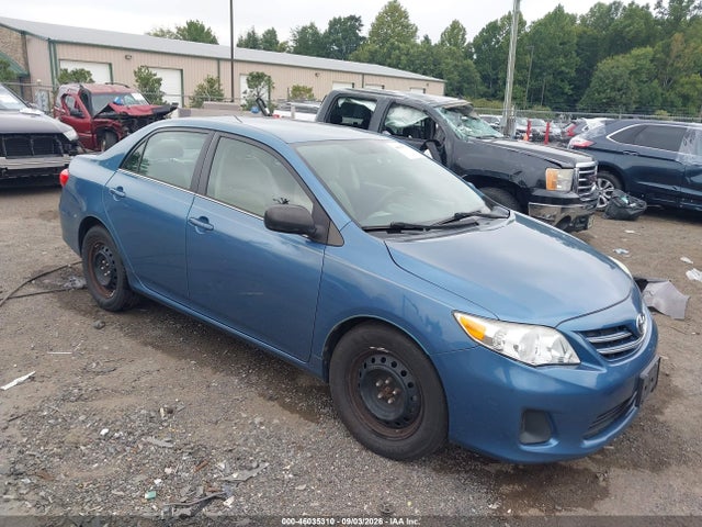 2013 TOYOTA COROLLA LE