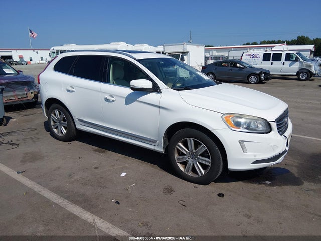 2016 VOLVO XC60 T6