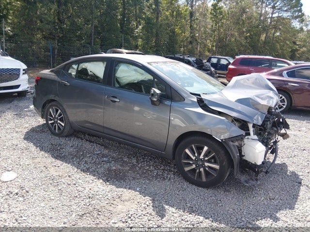 2021 NISSAN VERSA SV XTRONIC CVT