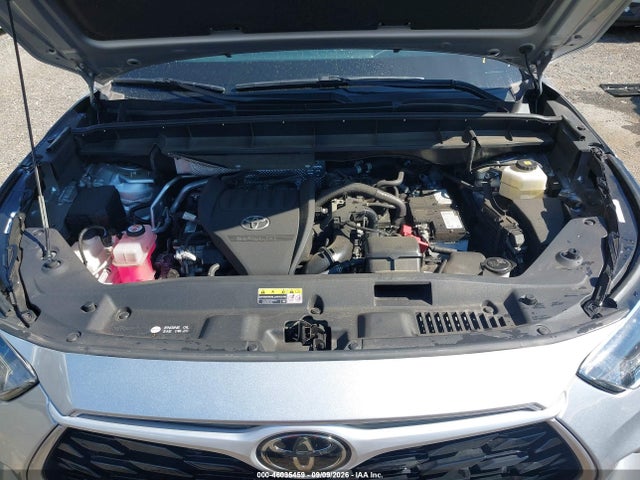 2023 TOYOTA HIGHLANDER XLE 10