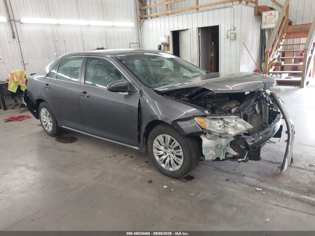 2014 TOYOTA CAMRY LE