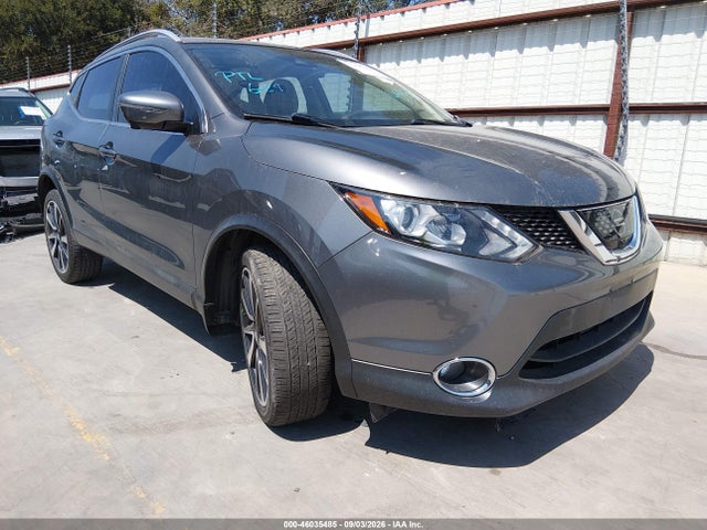 2017 NISSAN ROGUE SL