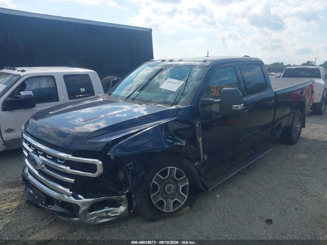2023 FORD F-350 LARIAT 12