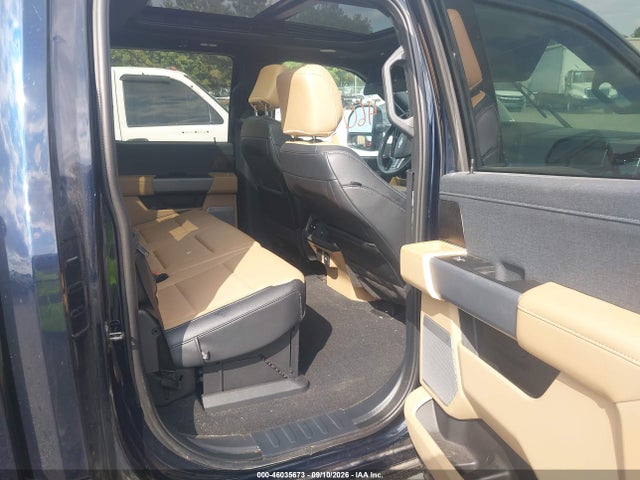 2023 FORD F-350 LARIAT 8