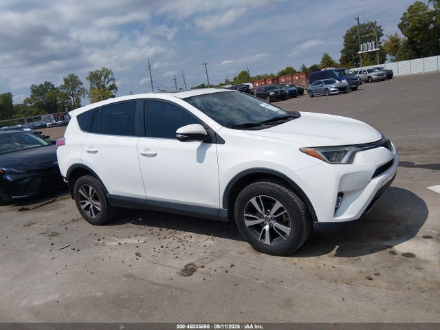2018 TOYOTA RAV4 XLE 13