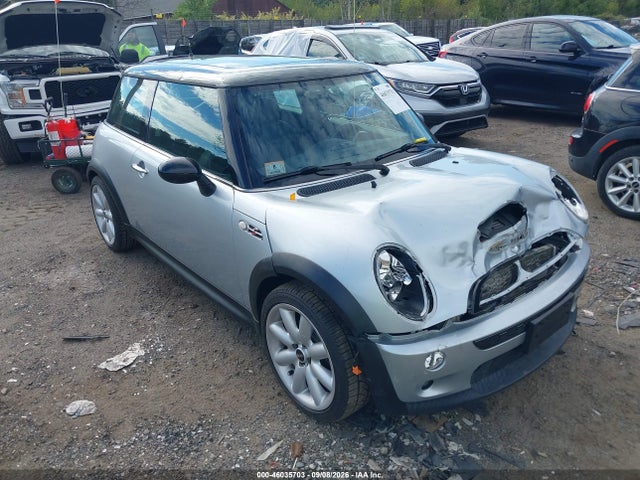 2004 MINI COOPER 