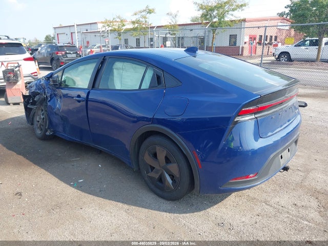 2023 TOYOTA PRIUS LE 3