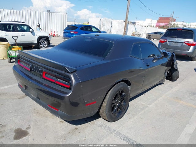 2023 DODGE CHALLENGER SXT 4