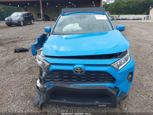 2019 TOYOTA RAV4 XLE 6