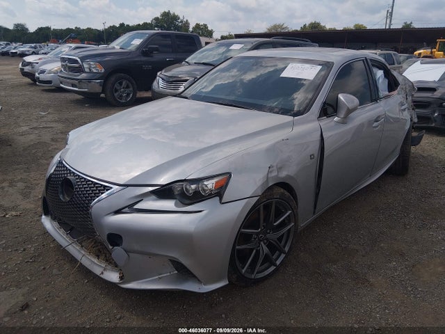 2014 Lexus IS 250 photo 2